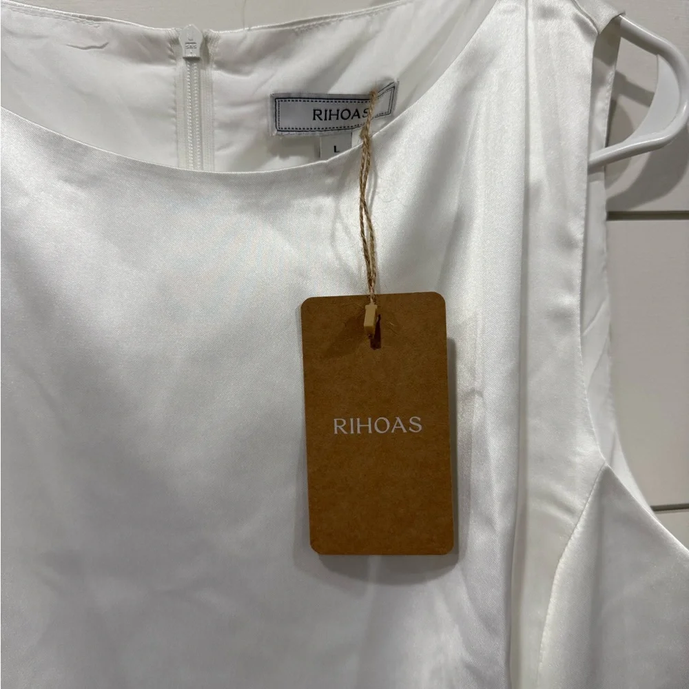 RIHOAS  White Bow Sheath Dress with Slit - Picture 4 of 9